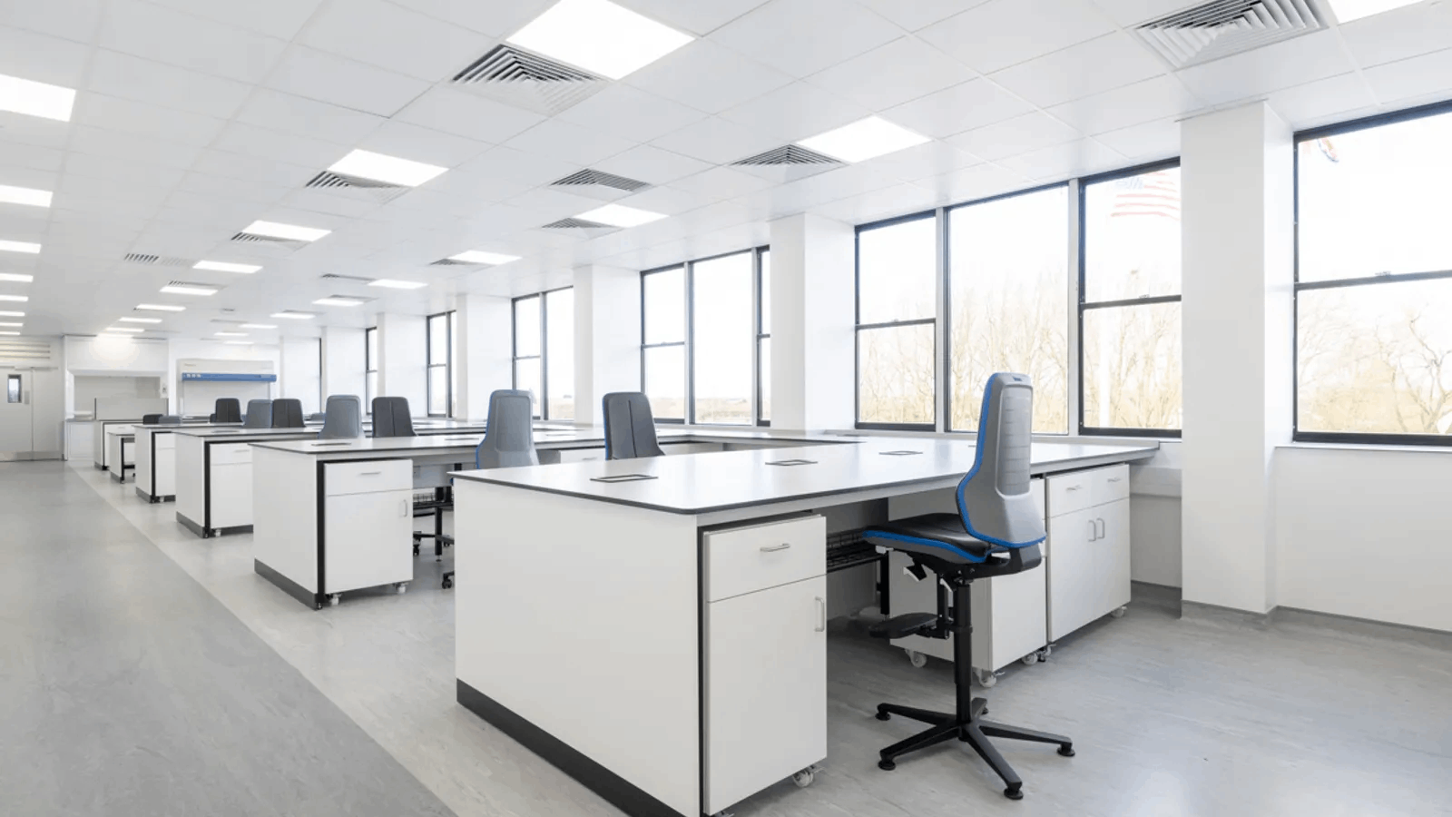 對于不同行業的實驗室裝修設計有什么不同？