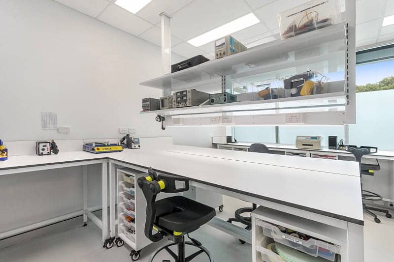 高校實(shí)驗(yàn)室裝修